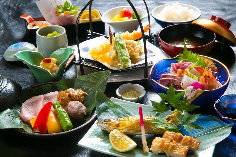 Hotel Koraku Beppu Bagian luar foto